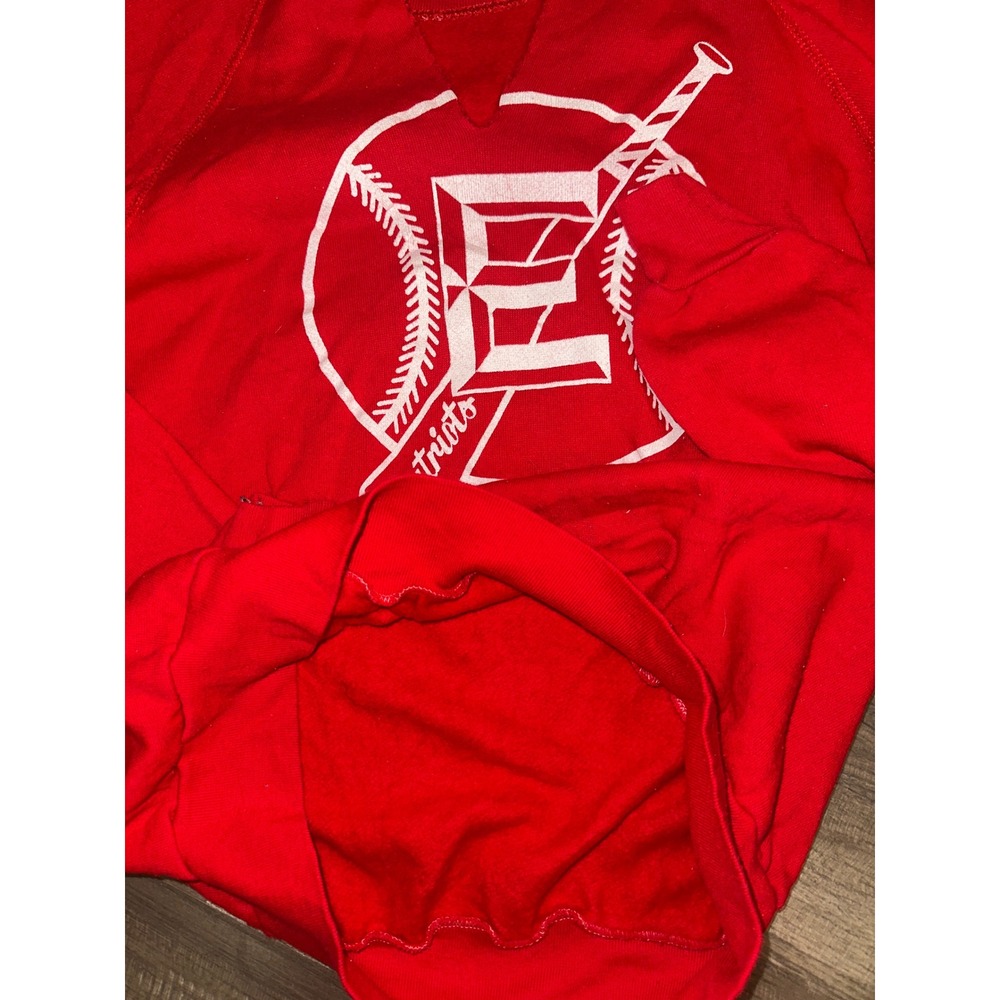 Vintage Red Patriots Baseball Graphic Sweatshirt Cut Neck Raglan Fleece - Picture 2 of 4